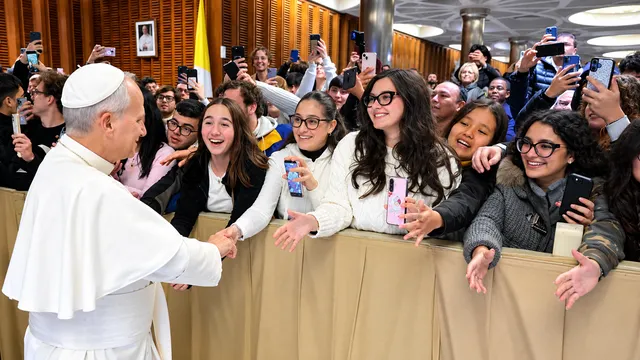 Do RS ao Uruguai: Jovens gaúchos se mobilizam para visita do Papa Leão XIV