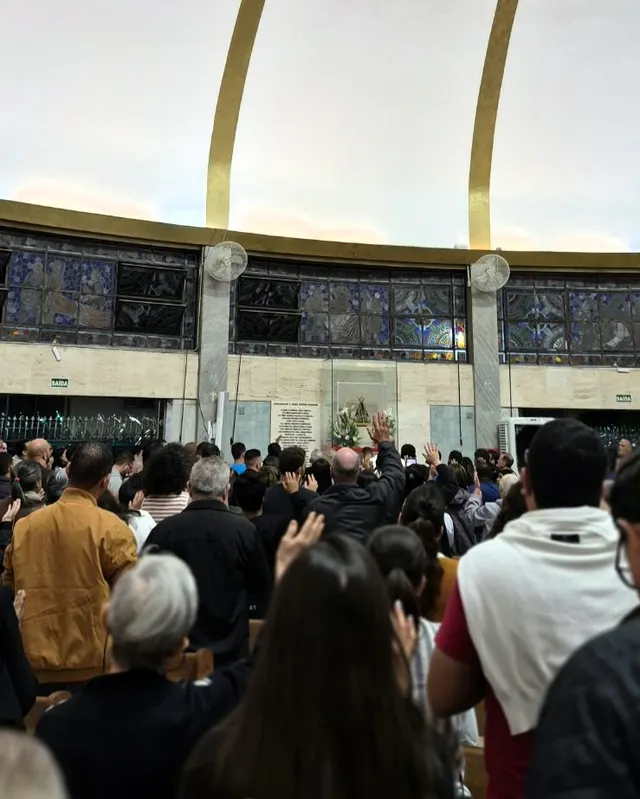Fé e Tradição: Dia de São Judas Tadeu reúne milhares de fiéis em Belo Horizonte