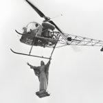 Jesus de Helicóptero: A Metáfora Inicial de Fellini em ‘La Dolce Vita’